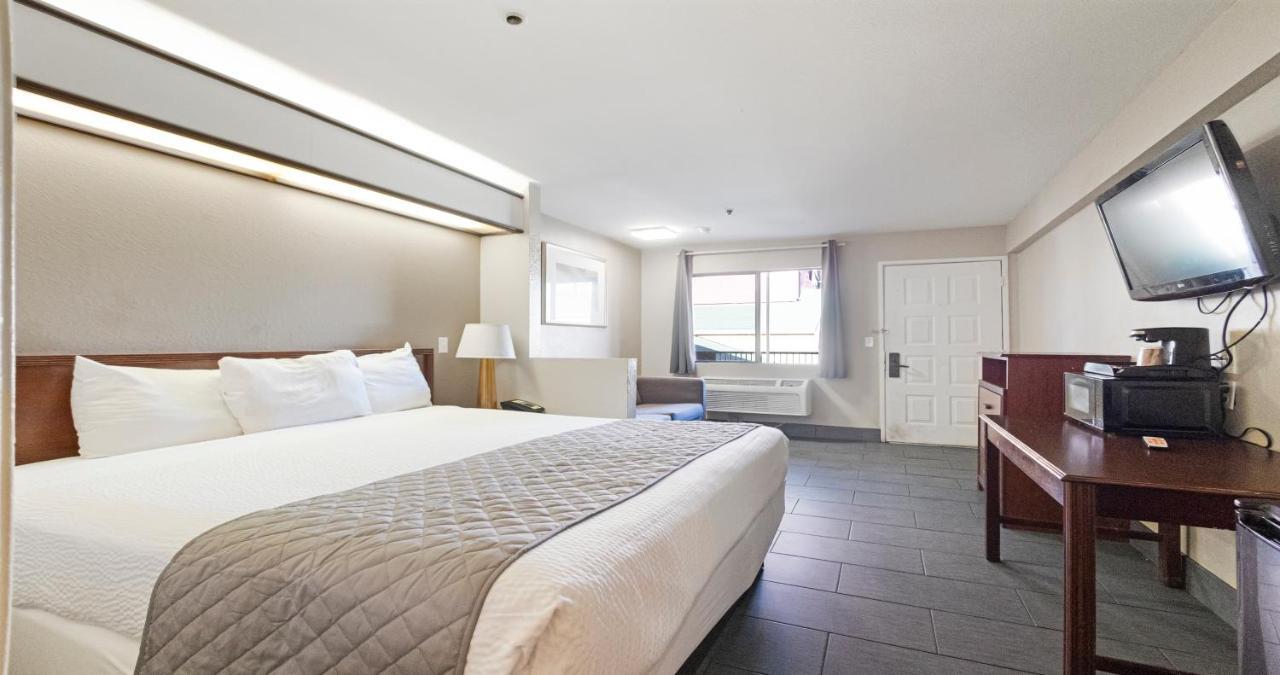 Budget Inn And Suites Stockton Yosemite Extérieur photo